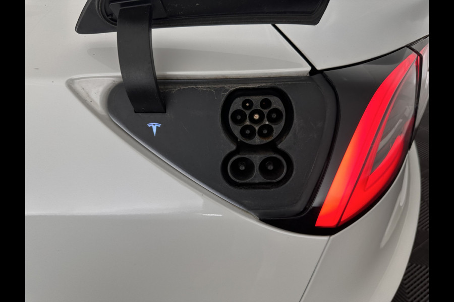 Tesla Model 3 Long Range AWD 75 kWh [ 3-Fase ] (INCL-BTW) Aut. *PANO | AUTO-PILOT | LUXURY-LEATHER | TOWBAR | KEYLESS | FULL-LED | MEMORY-PACK | SURROUND-VIEW | DAB | CARPLAY | DIGI-COCKPIT | LANE-ASSIST | COMFORT-SEATS | 18"ALU*