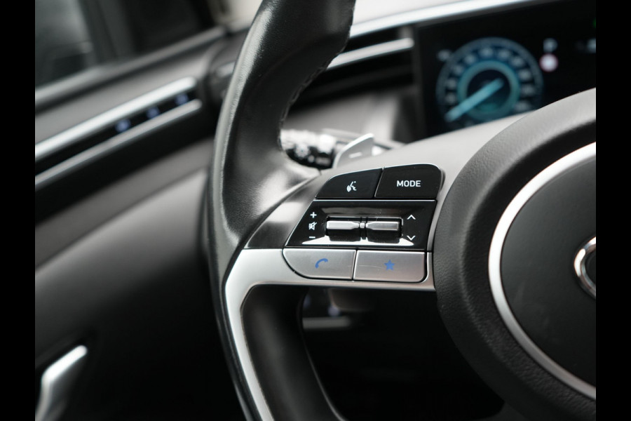 Hyundai Tucson T-GDI Premium 4WD Plug in Hybrid 265pk Dealer O.H PHEV | Adaptive Cruise | 360 Camera | Apple Carplay | Lederen Sportstoelen Ventilatie & Verwarmd | Krell Audio | Blis | Navigatie | Virtual | DAB |