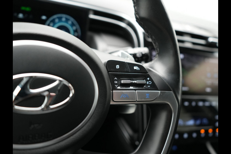Hyundai Tucson T-GDI Premium 4WD Plug in Hybrid 265pk Dealer O.H PHEV | Adaptive Cruise | 360 Camera | Apple Carplay | Lederen Sportstoelen Ventilatie & Verwarmd | Krell Audio | Blis | Navigatie | Virtual | DAB |