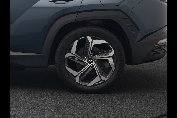 Hyundai Tucson T-GDI Premium 4WD Plug in Hybrid 265pk Dealer O.H PHEV | Adaptive Cruise | 360 Camera | Apple Carplay | Lederen Sportstoelen Ventilatie & Verwarmd | Krell Audio | Blis | Navigatie | Virtual | DAB |