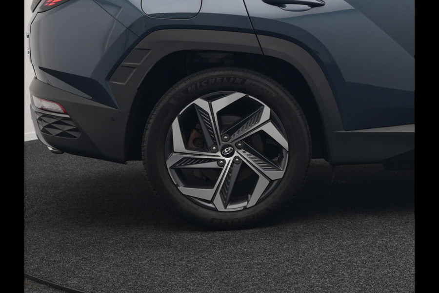 Hyundai Tucson T-GDI Premium 4WD Plug in Hybrid 265pk Dealer O.H PHEV | Adaptive Cruise | 360 Camera | Apple Carplay | Lederen Sportstoelen Ventilatie & Verwarmd | Krell Audio | Blis | Navigatie | Virtual | DAB |