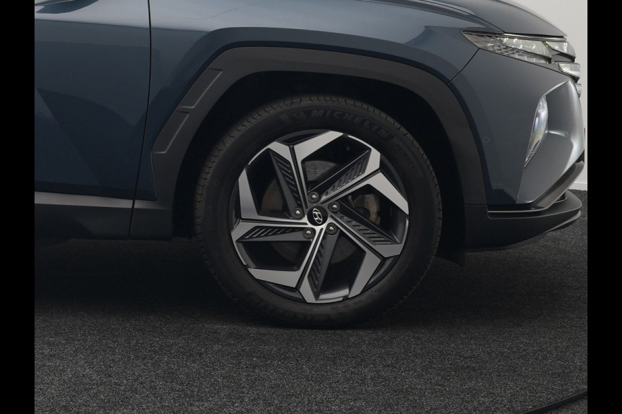 Hyundai Tucson T-GDI Premium 4WD Plug in Hybrid 265pk Dealer O.H PHEV | Adaptive Cruise | 360 Camera | Apple Carplay | Lederen Sportstoelen Ventilatie & Verwarmd | Krell Audio | Blis | Navigatie | Virtual | DAB |