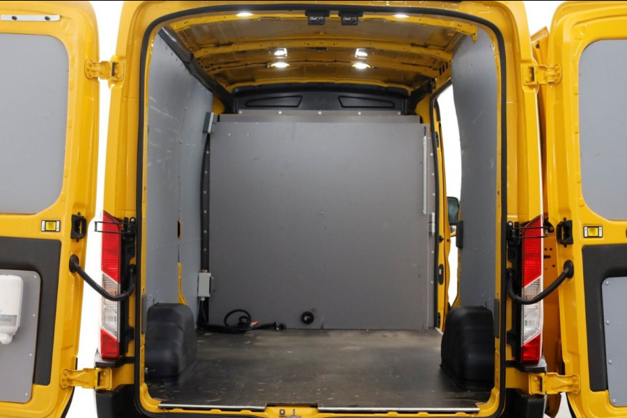 Ford Transit 350 2.0 TDCI 130pk L3H2 Trend Airco/Imperiaal/Trekhaak 2800kg 07-2021