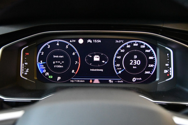 Volkswagen Taigo 1.5 TSI R-Line Business Pano Camera
