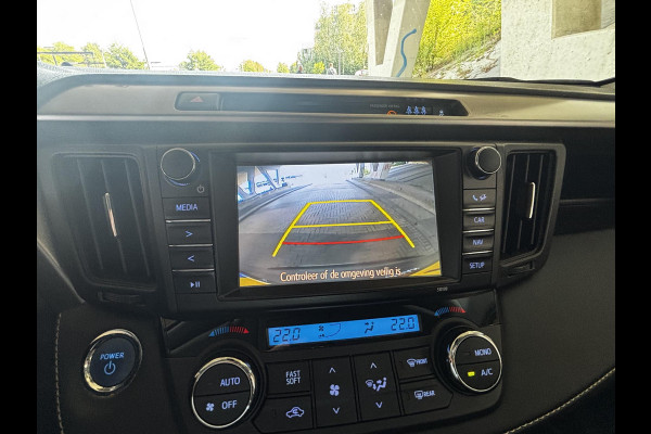 Toyota RAV4 2.5 HYBRID DYNAMIC BLACK GARANTIE 10-2027 NAVI.ADAPTIVE CRUISE.PDC VOOR+ACHTER 100% ONDERHOUDEN