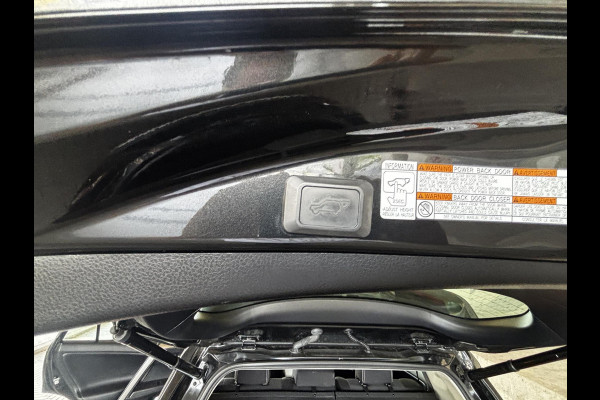 Toyota RAV4 2.5 HYBRID DYNAMIC BLACK GARANTIE 10-2027 NAVI.ADAPTIVE CRUISE.PDC VOOR+ACHTER 100% ONDERHOUDEN