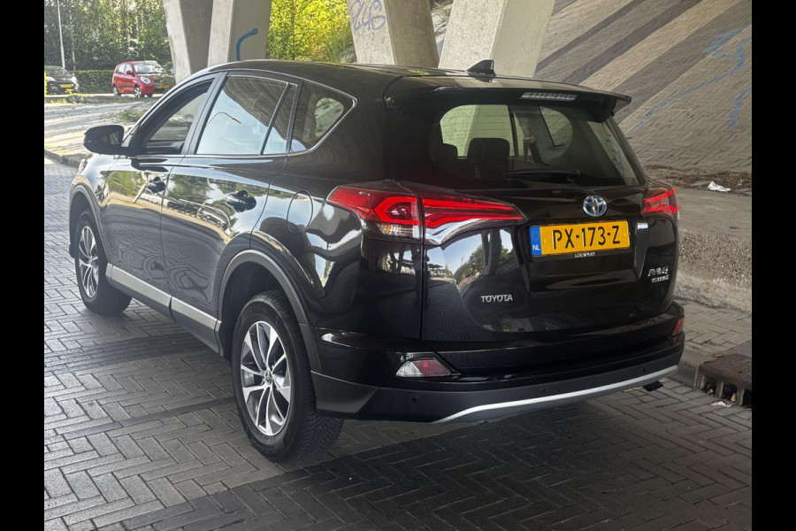 Toyota RAV4 2.5 HYBRID DYNAMIC BLACK GARANTIE 10-2027 NAVI.ADAPTIVE CRUISE.PDC VOOR+ACHTER 100% ONDERHOUDEN