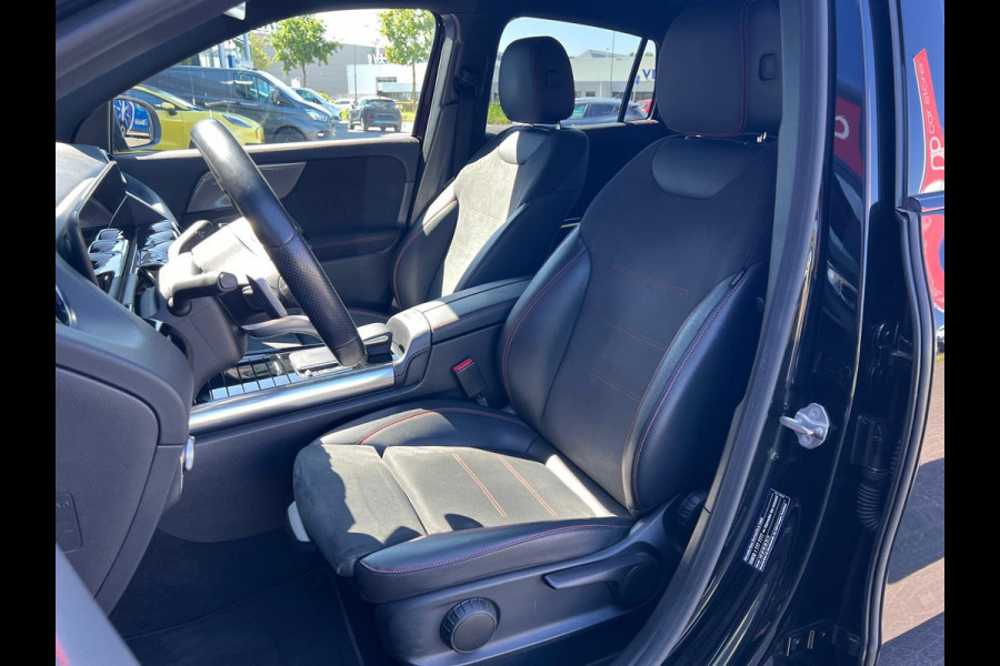 Mercedes-Benz GLA 250 e Business Solution AMG Limited