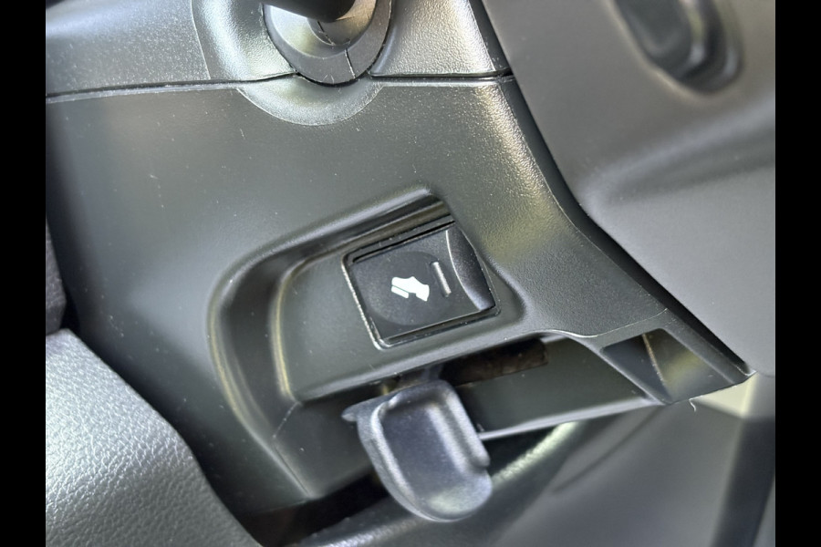 Dodge Ram 1500 5.7 V8 Hemi Sport NL-AUTO LAGE BIJTELING!!