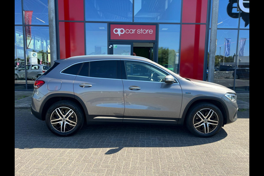 Mercedes-Benz GLA 250 e Style