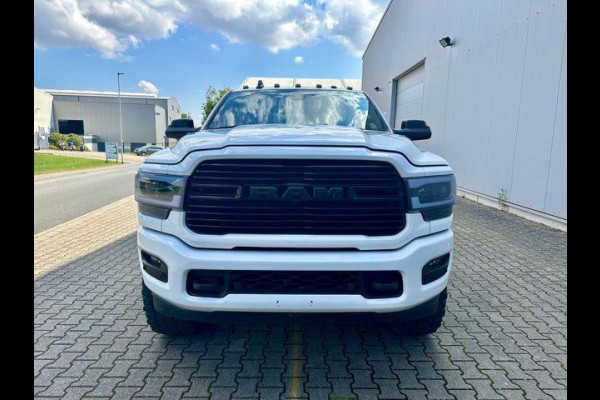Dodge Ram 2500 Larami 6,4 V8 4x4 Crew Cab LPG onderbouw