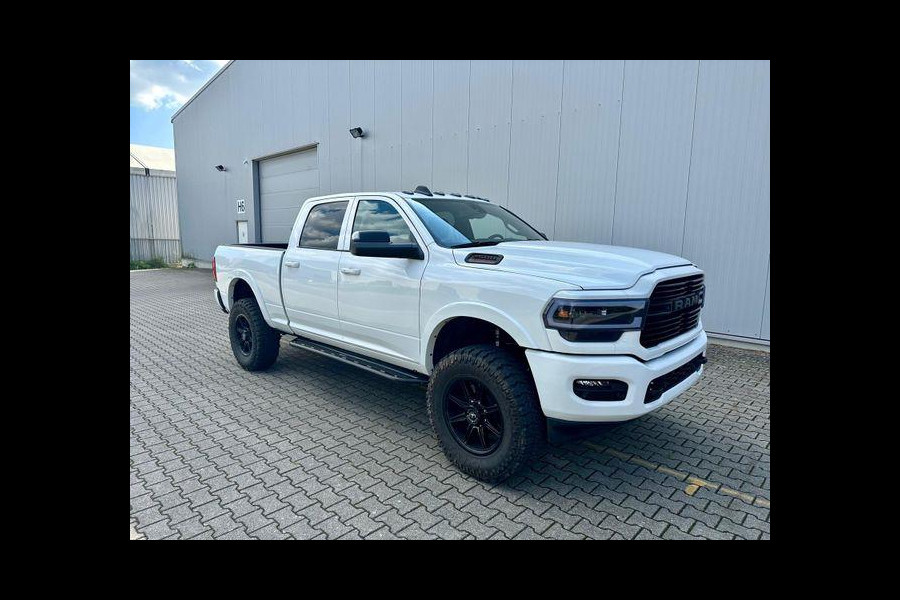 Dodge Ram 2500 Larami 6,4 V8 4x4 Crew Cab LPG onderbouw