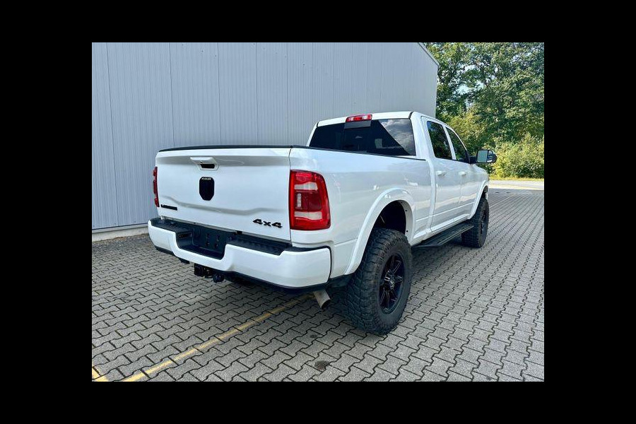 Dodge Ram 2500 Larami 6,4 V8 4x4 Crew Cab LPG onderbouw
