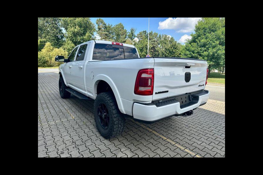 Dodge Ram 2500 Larami 6,4 V8 4x4 Crew Cab LPG onderbouw