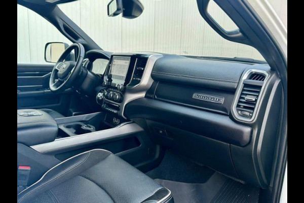 Dodge Ram 2500 Larami 6,4 V8 4x4 Crew Cab LPG onderbouw