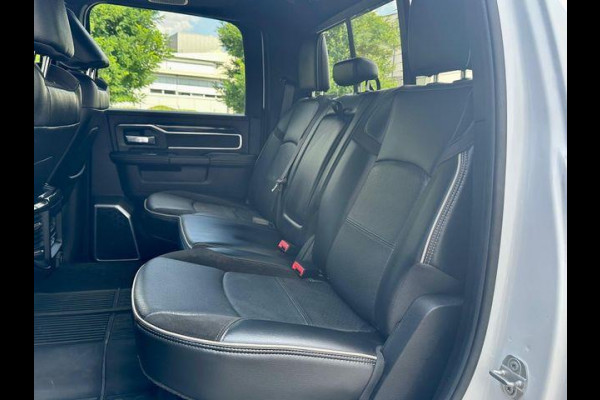 Dodge Ram 2500 Larami 6,4 V8 4x4 Crew Cab LPG onderbouw