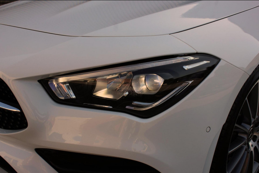 Mercedes-Benz CLA-Klasse Shooting Brake CLA 220 Aut. AMG Line Night, Pano, Sfeerverl.