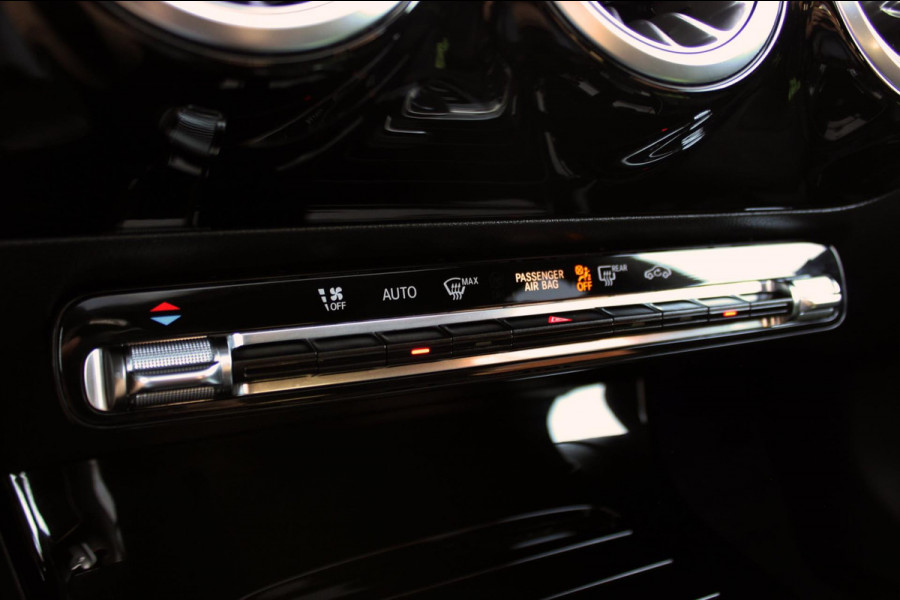 Mercedes-Benz CLA-Klasse Shooting Brake CLA 220 Aut. AMG Line Night, Pano, Sfeerverl.