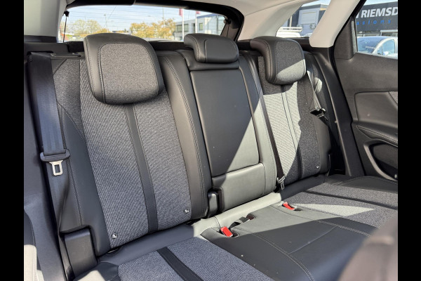 Peugeot 3008 1.6 HYbrid 225 Allure | El. achterklep | Panoramadak | Prijs is rijklaar