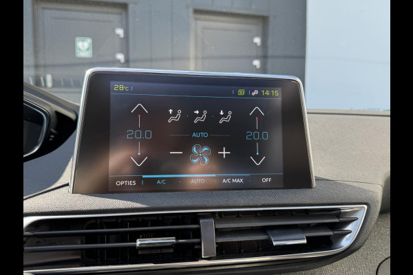 Peugeot 3008 1.6 HYbrid 225 Allure | El. achterklep | Panoramadak | Prijs is rijklaar