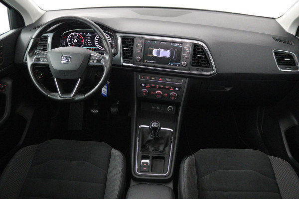 Seat Ateca 1.0 EcoTSI Style Business Intense (PANORAMADAK, STOELVERWARMING, DIGITALE COCKPIT, CAMERA, NAVIGATIE CARPLAY)
