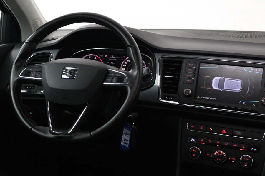 Seat Ateca 1.0 EcoTSI Style Business Intense (PANORAMADAK, STOELVERWARMING, DIGITALE COCKPIT, CAMERA, NAVIGATIE CARPLAY)