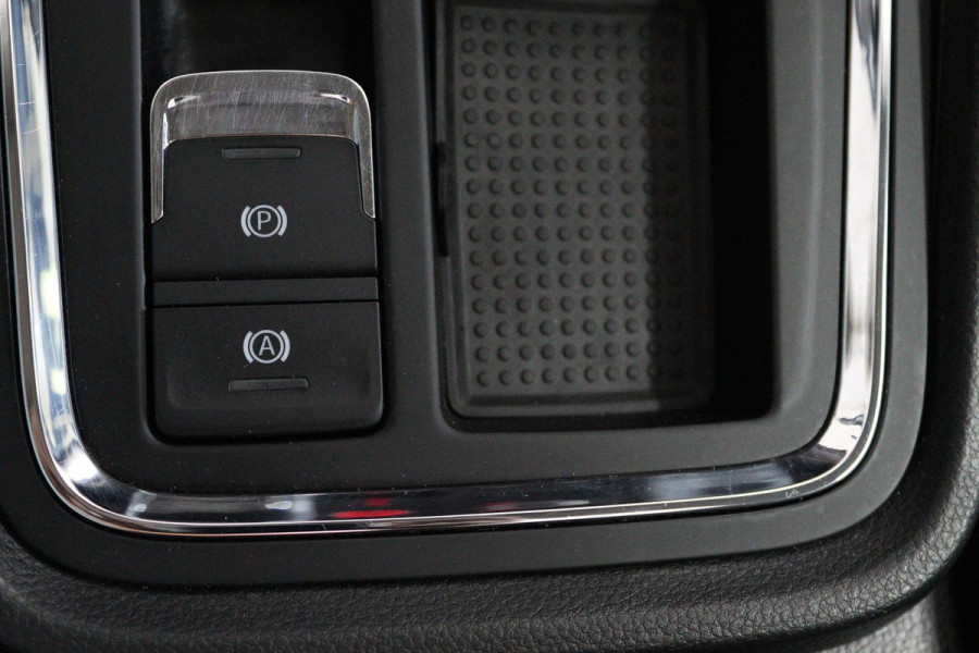 Seat Ateca 1.0 EcoTSI Style Business Intense (PANORAMADAK, STOELVERWARMING, DIGITALE COCKPIT, CAMERA, NAVIGATIE CARPLAY)