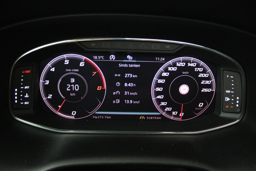 Seat Ateca 1.0 EcoTSI Style Business Intense (PANORAMADAK, STOELVERWARMING, DIGITALE COCKPIT, CAMERA, NAVIGATIE CARPLAY)