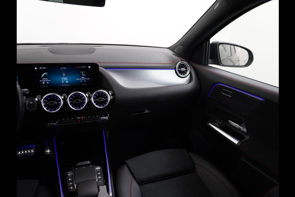 Mercedes-Benz EQA 250 67 kWh AMG AMBILIGHT | ADAPTIVE CRUISE | CAMERA | DODE HOEK | COMPLEET DEALER ONDERHOUDEN