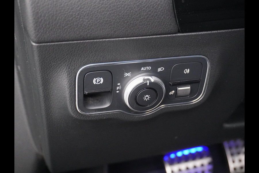Mercedes-Benz EQA 250 67 kWh AMG AMBILIGHT | ADAPTIVE CRUISE | CAMERA | DODE HOEK | COMPLEET DEALER ONDERHOUDEN