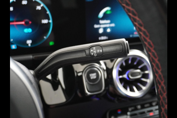 Mercedes-Benz EQA 250 67 kWh AMG AMBILIGHT | ADAPTIVE CRUISE | CAMERA | DODE HOEK | COMPLEET DEALER ONDERHOUDEN