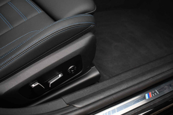 BMW 3 Serie Touring 330e xDrive M-Sport Pano ACC 19inch HUD El-zetels Camera