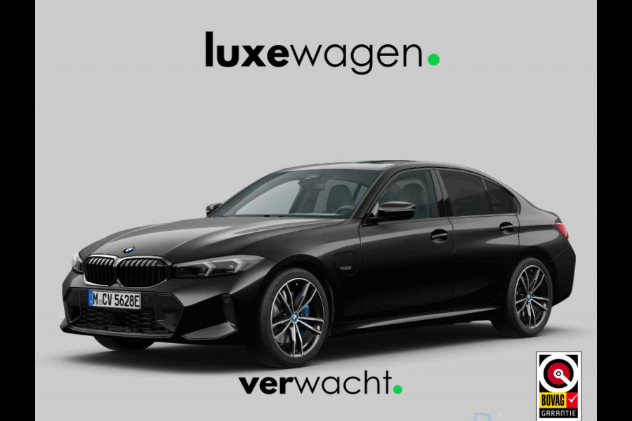 BMW 3-serie 330e xDrive M-Sport Pro Pano M-zetels ACC HUD 19inch El-klep