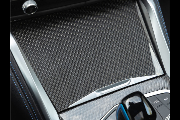 BMW i4 M50 - Dak - Memoryzetel - Trekhaak - Leder Dash - Driving + Parking Ass Prof