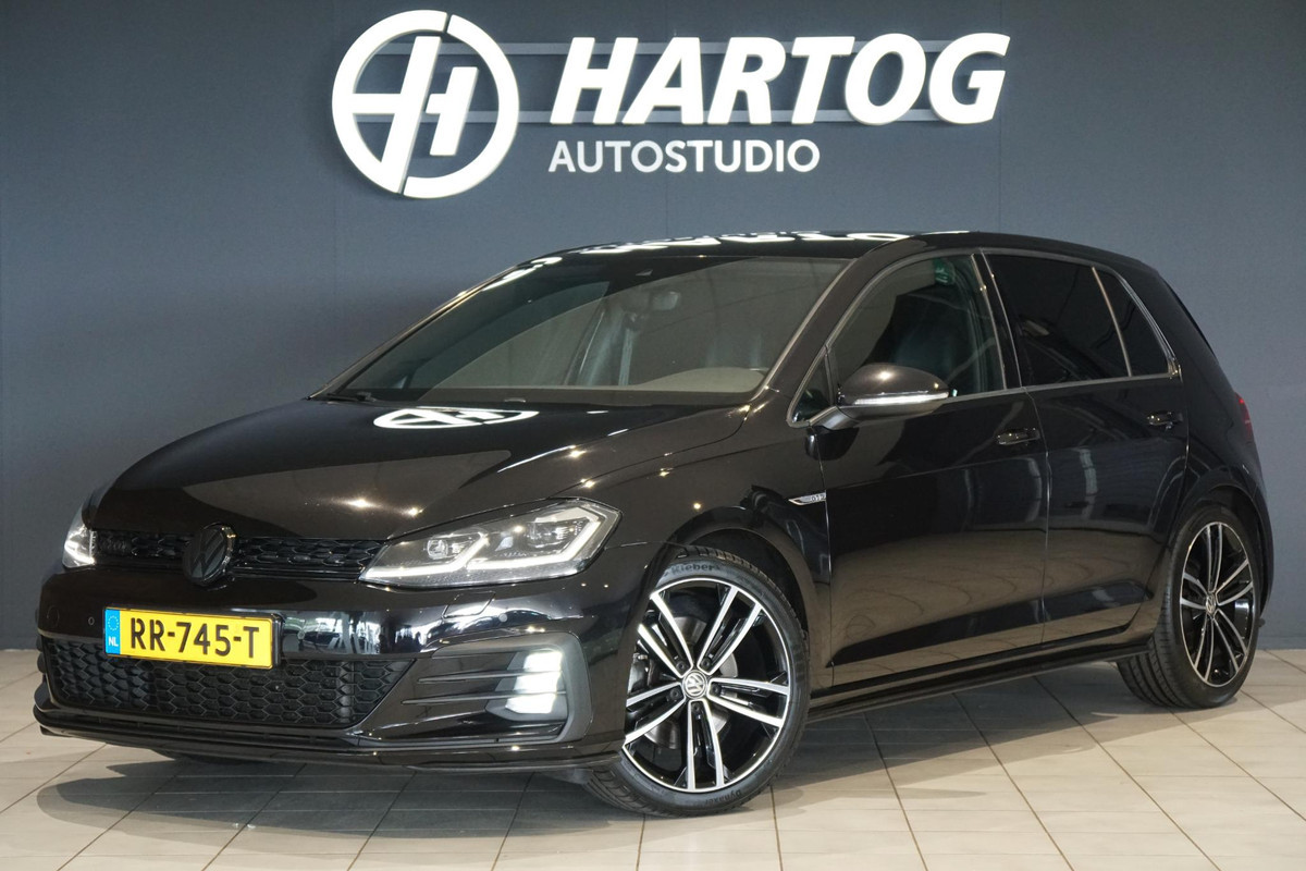 Volkswagen Golf 2.0 TDI GTD DSG / LEDER / CAMERA / LED / CARPLAY / ACC Volkswagen Golf 2.0 TDI GTD DSG / LEDER / CAMERA / LED / CARPLAY / ACC