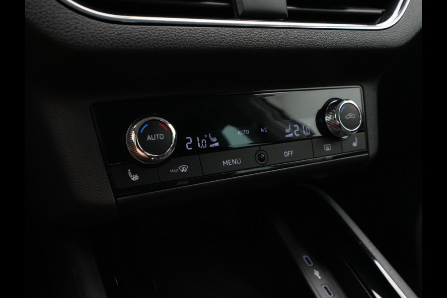 Škoda SCALA 1.0 TSI 115pk First Edition clima trekhaak 17'lm parkeersensors stoelverwarming