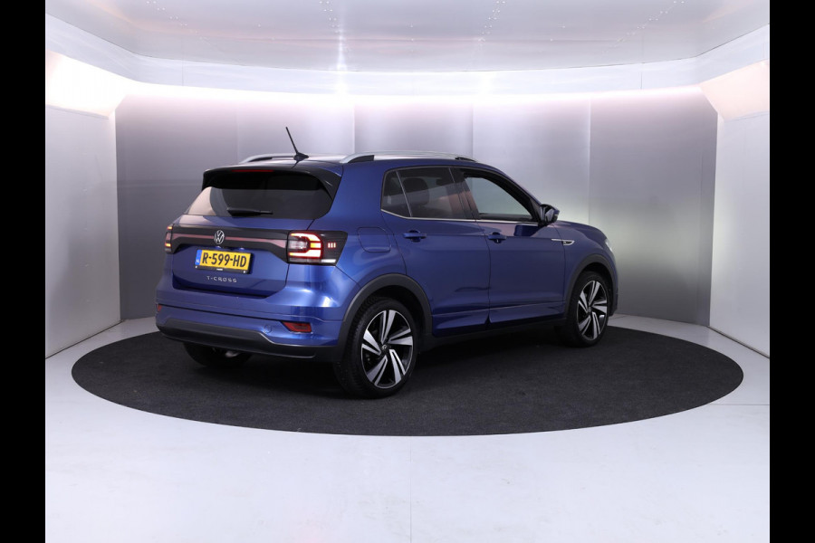 Volkswagen T-Cross 1.0 TSI R-Line 110pk 6bak| digital display| 18'LM-velgen| Climatronic