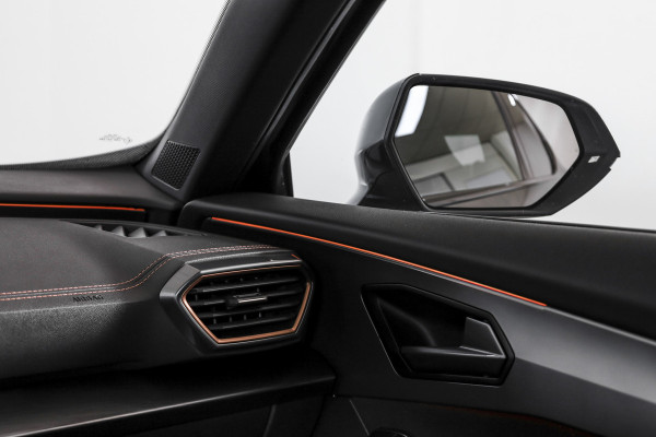 CUPRA Formentor 1.4 e-Hybrid |245PK| VZ Performance - Automaat | Camourflage Green | Dig.Cockpit | Adapt.Cruise | Stoel-+Stuurverw. | PDC | 360 Camera | NAV+App.Connect | ECC | Afn.Trekhaak | LM 19" |