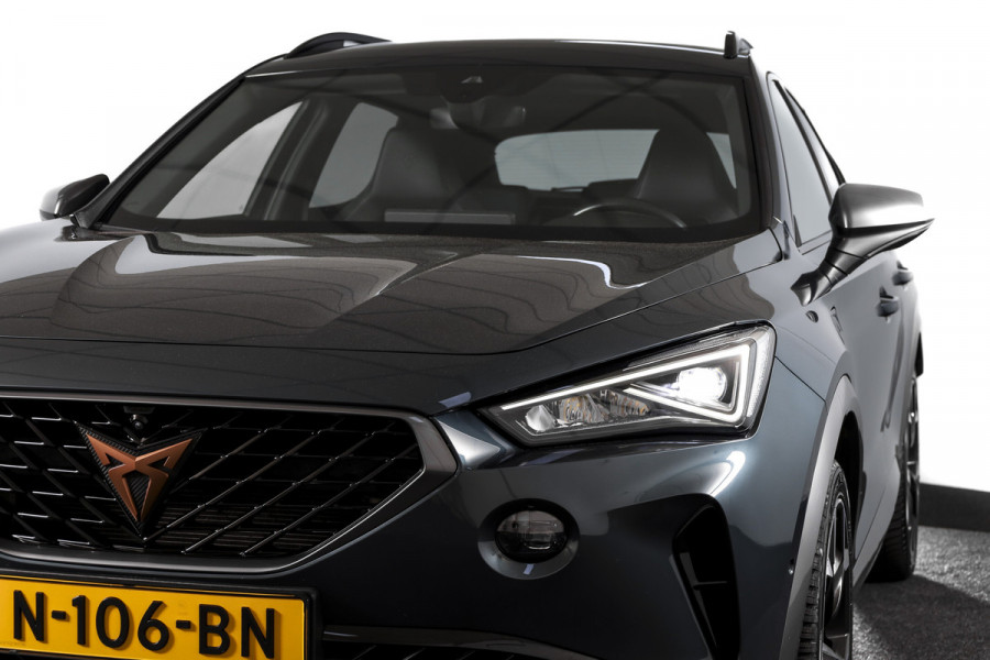 CUPRA Formentor 1.4 e-Hybrid |245PK| VZ Performance - Automaat | Camourflage Green | Dig.Cockpit | Adapt.Cruise | Stoel-+Stuurverw. | PDC | 360 Camera | NAV+App.Connect | ECC | Afn.Trekhaak | LM 19" |