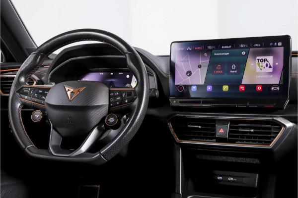 CUPRA Formentor 1.4 e-Hybrid |245PK| VZ Performance - Automaat | Camourflage Green | Dig.Cockpit | Adapt.Cruise | Stoel-+Stuurverw. | PDC | 360 Camera | NAV+App.Connect | ECC | Afn.Trekhaak | LM 19" |