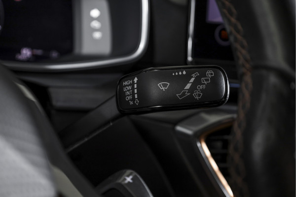 CUPRA Formentor 1.4 e-Hybrid |245PK| VZ Performance - Automaat | Camourflage Green | Dig.Cockpit | Adapt.Cruise | Stoel-+Stuurverw. | PDC | 360 Camera | NAV+App.Connect | ECC | Afn.Trekhaak | LM 19" |