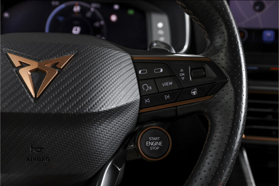 CUPRA Formentor 1.4 e-Hybrid |245PK| VZ Performance - Automaat | Camourflage Green | Dig.Cockpit | Adapt.Cruise | Stoel-+Stuurverw. | PDC | 360 Camera | NAV+App.Connect | ECC | Afn.Trekhaak | LM 19" |