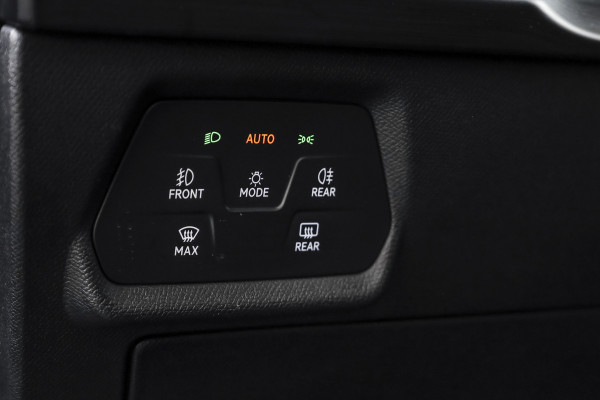 CUPRA Formentor 1.4 e-Hybrid |245PK| VZ Performance - Automaat | Camourflage Green | Dig.Cockpit | Adapt.Cruise | Stoel-+Stuurverw. | PDC | 360 Camera | NAV+App.Connect | ECC | Afn.Trekhaak | LM 19" |