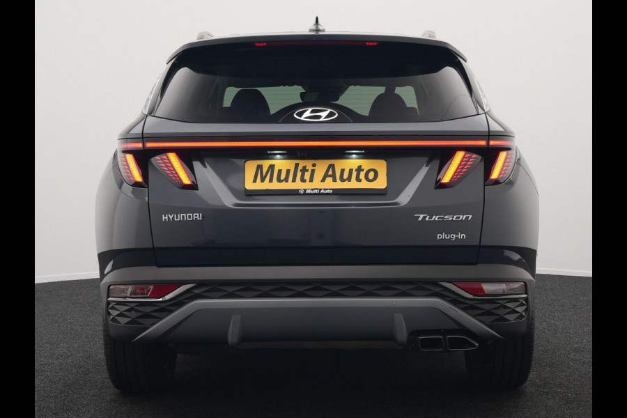 Hyundai Tucson T-GDI Premium 4WD Plug In Hybrid 265pk Dealer O.H PHEV | Adaptive Cruise | 360 Camera | Apple Carplay | Lederen Sportstoelen Ventilatie & Verwarmd | Pilot Assist | Blis | Navigatie | Virtual | DAB |