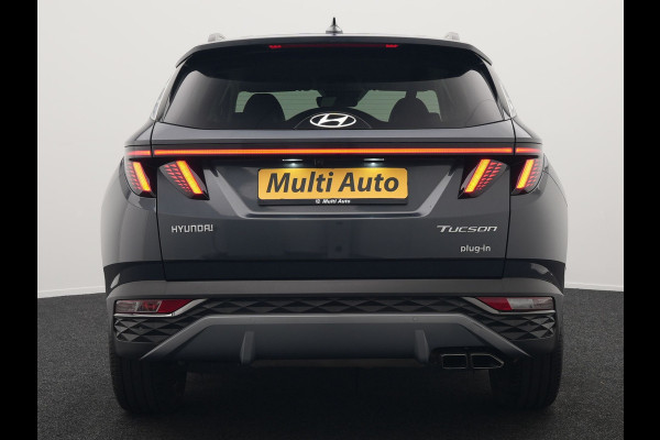 Hyundai Tucson T-GDI Premium 4WD Plug In Hybrid 265pk Dealer O.H PHEV | Adaptive Cruise | 360 Camera | Apple Carplay | Lederen Sportstoelen Ventilatie & Verwarmd | Pilot Assist | Blis | Navigatie | Virtual | DAB |