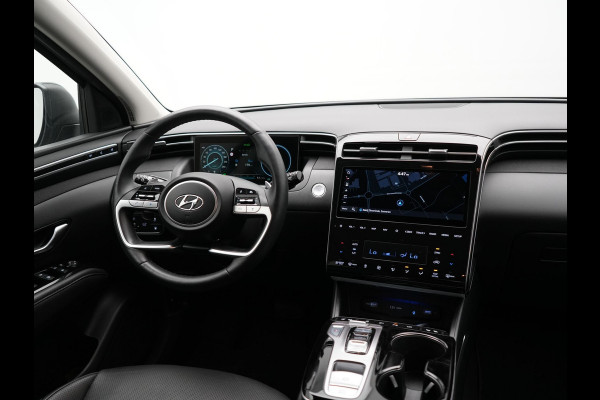 Hyundai Tucson T-GDI Premium 4WD Plug In Hybrid 265pk Dealer O.H PHEV | Adaptive Cruise | 360 Camera | Apple Carplay | Lederen Sportstoelen Ventilatie & Verwarmd | Pilot Assist | Blis | Navigatie | Virtual | DAB |