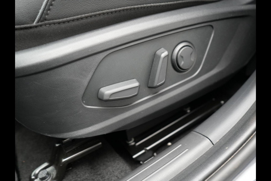Hyundai Tucson T-GDI Premium 4WD Plug In Hybrid 265pk Dealer O.H PHEV | Adaptive Cruise | 360 Camera | Apple Carplay | Lederen Sportstoelen Ventilatie & Verwarmd | Pilot Assist | Blis | Navigatie | Virtual | DAB |