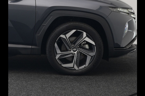 Hyundai Tucson T-GDI Premium 4WD Plug In Hybrid 265pk Dealer O.H PHEV | Adaptive Cruise | 360 Camera | Apple Carplay | Lederen Sportstoelen Ventilatie & Verwarmd | Pilot Assist | Blis | Navigatie | Virtual | DAB |