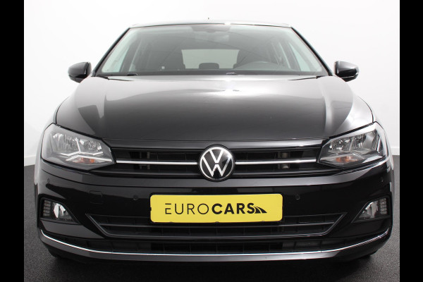 Volkswagen Polo 1.0 TSI DSG Highline 110Pk Navigatie Adaptive Cruise Control Parkeersensoren Voor + Achter Privacy Glass