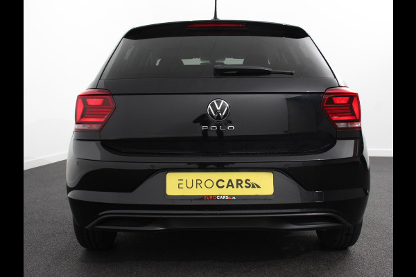 Volkswagen Polo 1.0 TSI DSG Highline 110Pk Navigatie Adaptive Cruise Control Parkeersensoren Voor + Achter Privacy Glass